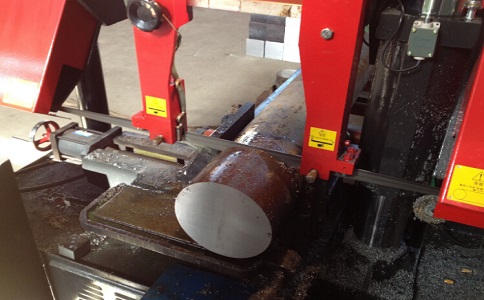 梅县卧式带锯床加工时出现明显振荡如何排查？